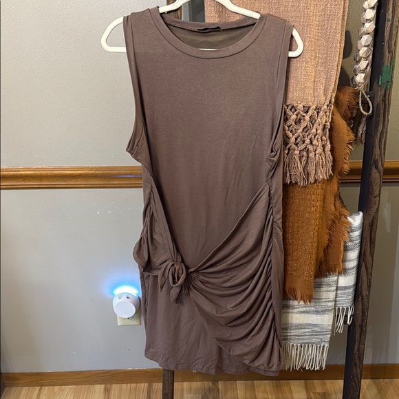 BTBFM Brown Dress with Knotted Detail - Picture 1 of 3